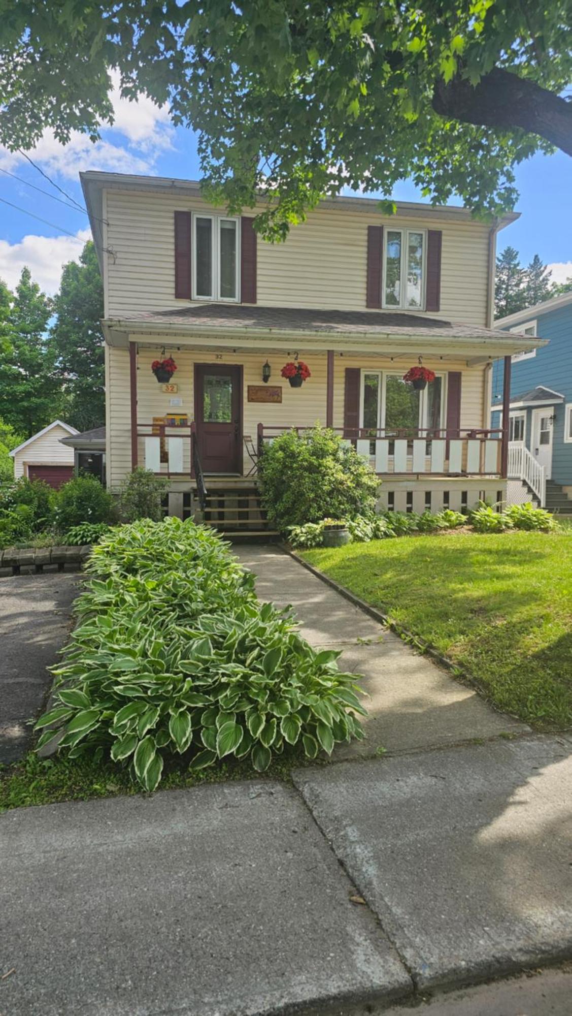 La Maison Aux Camelias Bed and Breakfast Coaticook Esterno foto