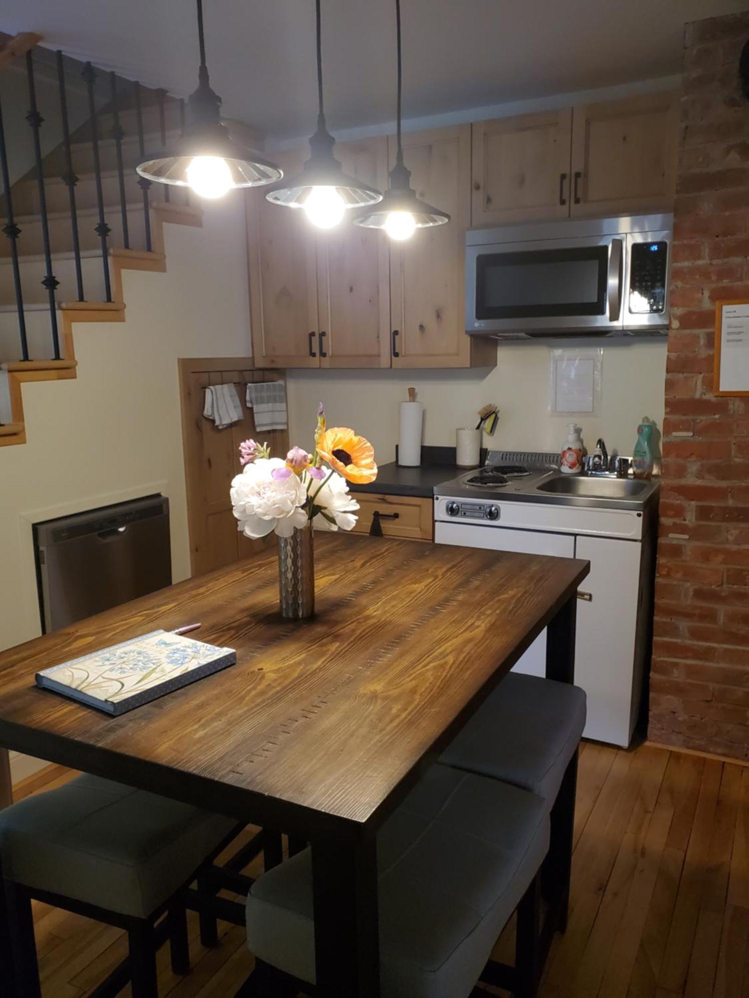 La Maison Aux Camelias Bed and Breakfast Coaticook Esterno foto